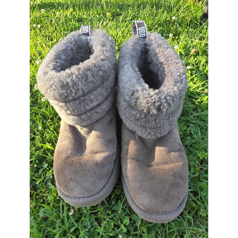 UGG Classic Mini Fluff Quilted Boots Grey Size 6 Cozy Shearling Y2K
